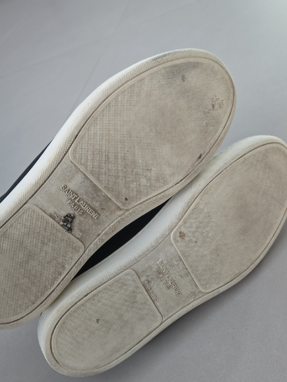 Saint Laurent Black Low-Top Leather Sneakers Size 44/ 11 US - Picture 7 of 7